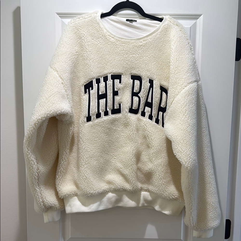 The Bar Cream Crew Neck Sweater Soft Casual Fit